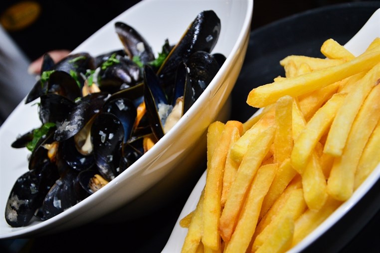 Moules et Frites at Monte Cassino